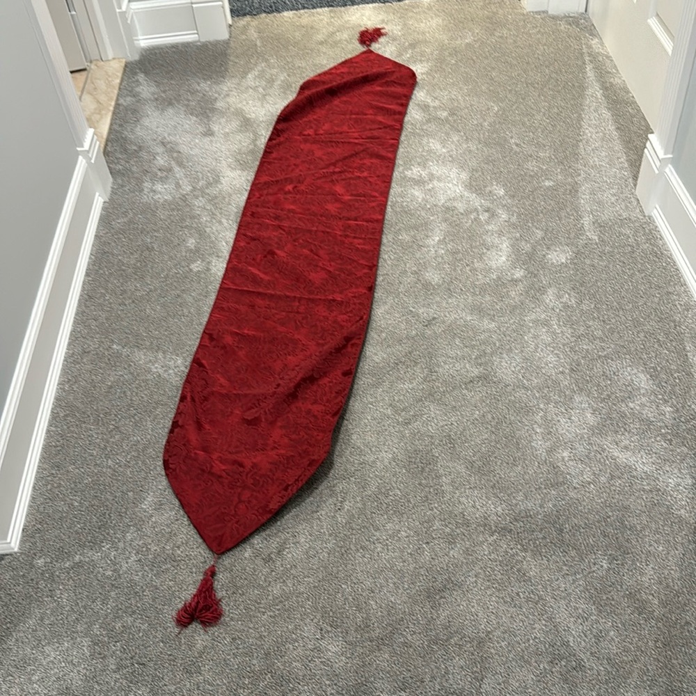 Beautiful burgundy table runner